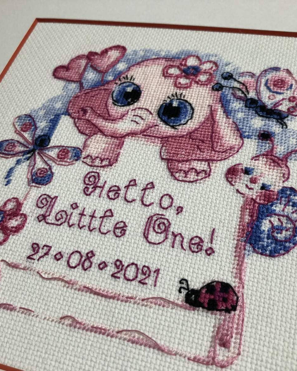 Hej, Lille En! Pink – RIOLIS Broderikit (15 x 15 cm)
