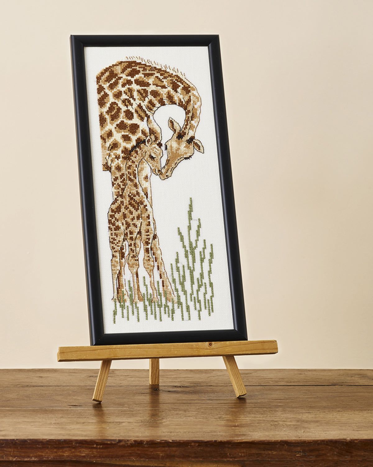 Giraf med unge – Broderikit (15 x 35 cm)