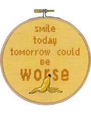 Smile Today – Broderikit (Ø15 cm) inkl. ramme