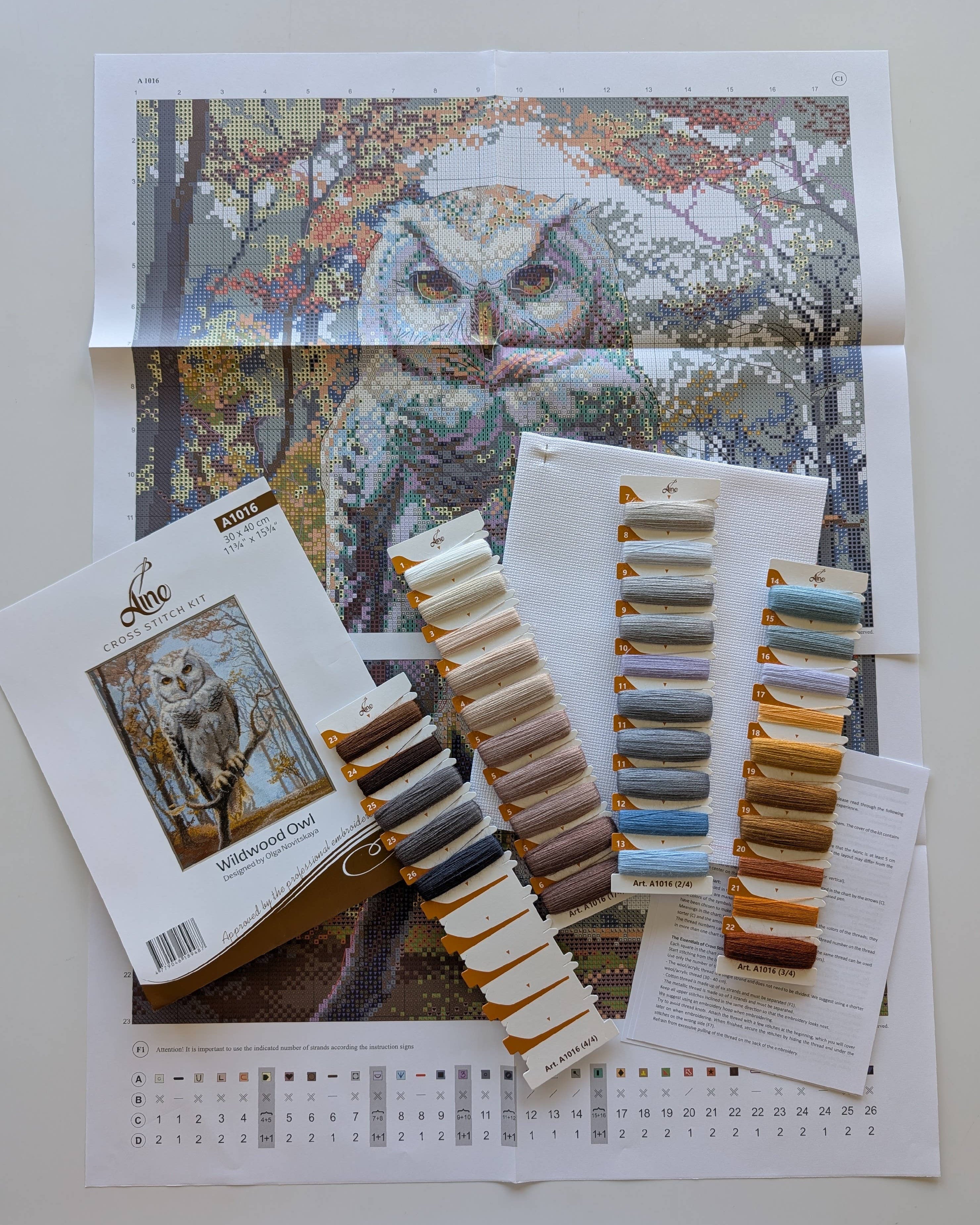 Wildwood Owl – AINE Broderikit (30 x 40 cm)