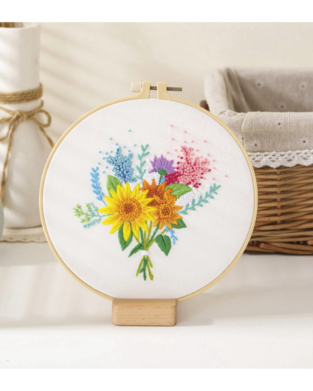 Blomsterbuket – Broderikit (Ø18 cm) inkl. ramme