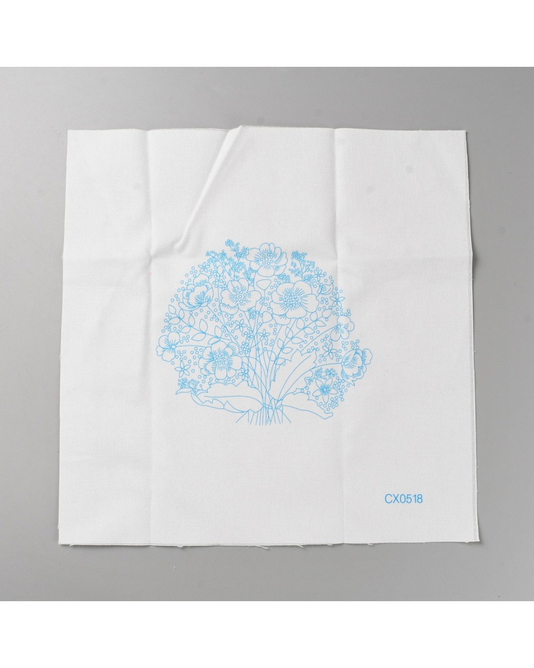 Blomsterbuket – Broderikit (Ø21 cm)