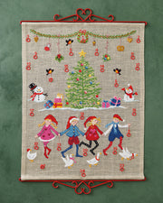 Julekalender Nissebørn og gæs – Broderikit (50 x 64 cm)