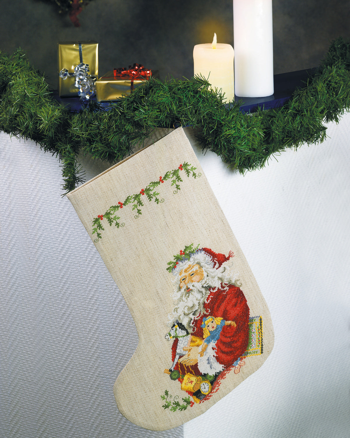 Julesok med Julemand – Broderikit (29 x 44 cm)