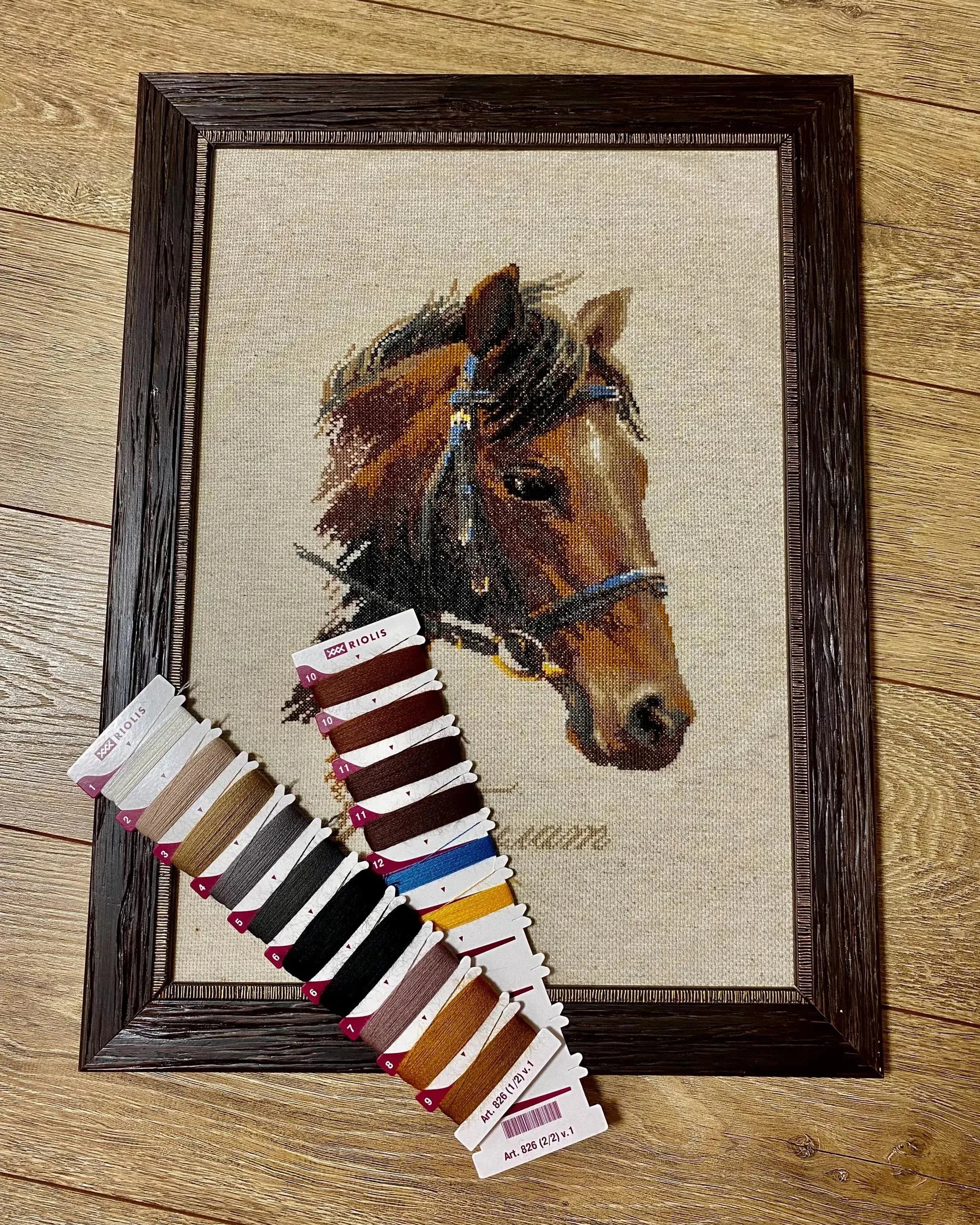 Brun Hest – RIOLIS Broderikit