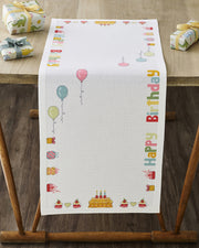 Happy Birthday Løber – Broderikit (33×89 cm)