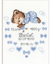 Dreng Fødselsbillede – RIOLIS Broderikit (18x24 cm)
