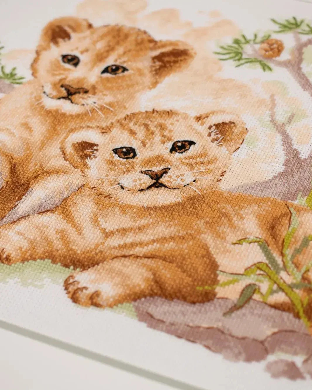 Savannah Børn – RIOLIS Broderikit (40 x 30 cm)
