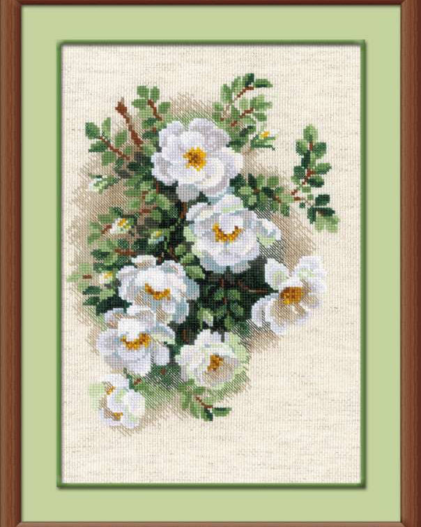 Hvid Hyben – RIOLIS Broderikit (21 x 30 cm)