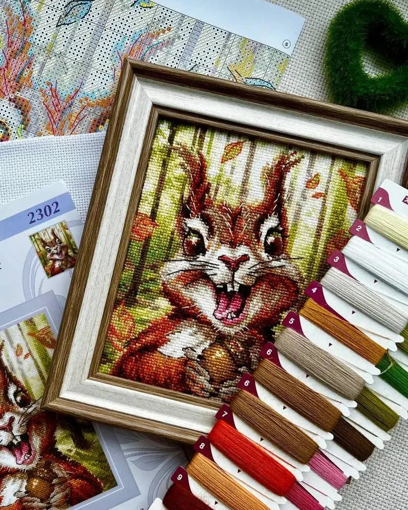 Nutty Delight – RIOLIS Broderikit (15 x 18 cm)