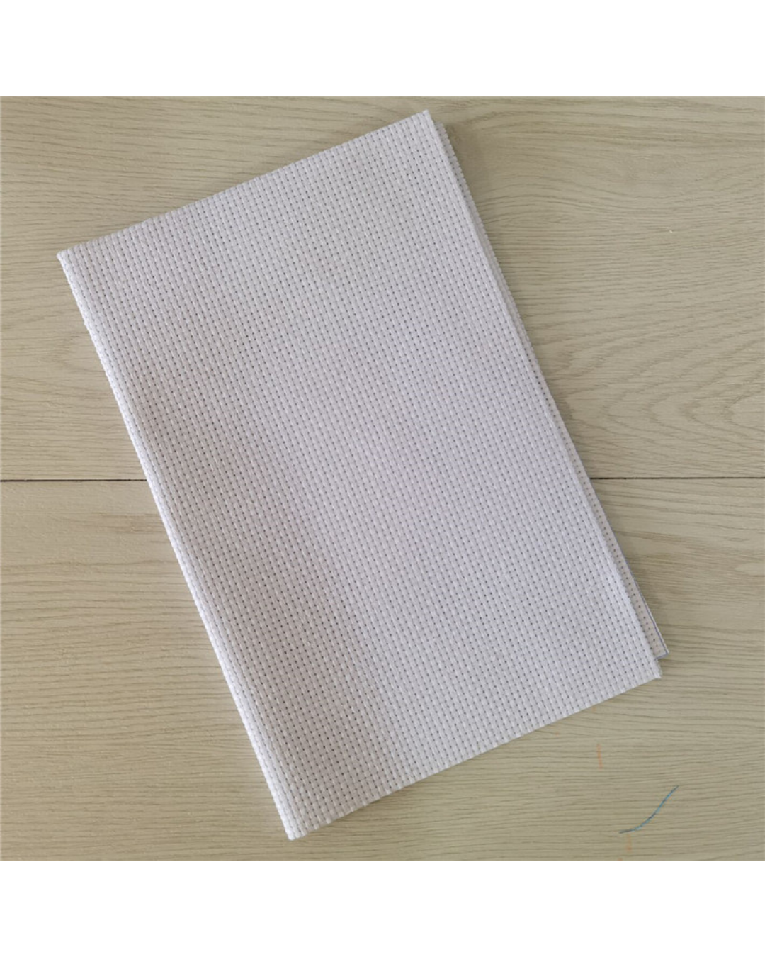 Aida Stof 5,5 tr/cm – Hvid (30×45 cm)