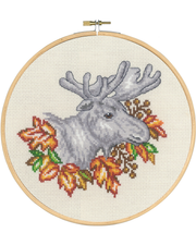 Elg i efterår – Broderikit (Ø20 cm) inkl. ramme