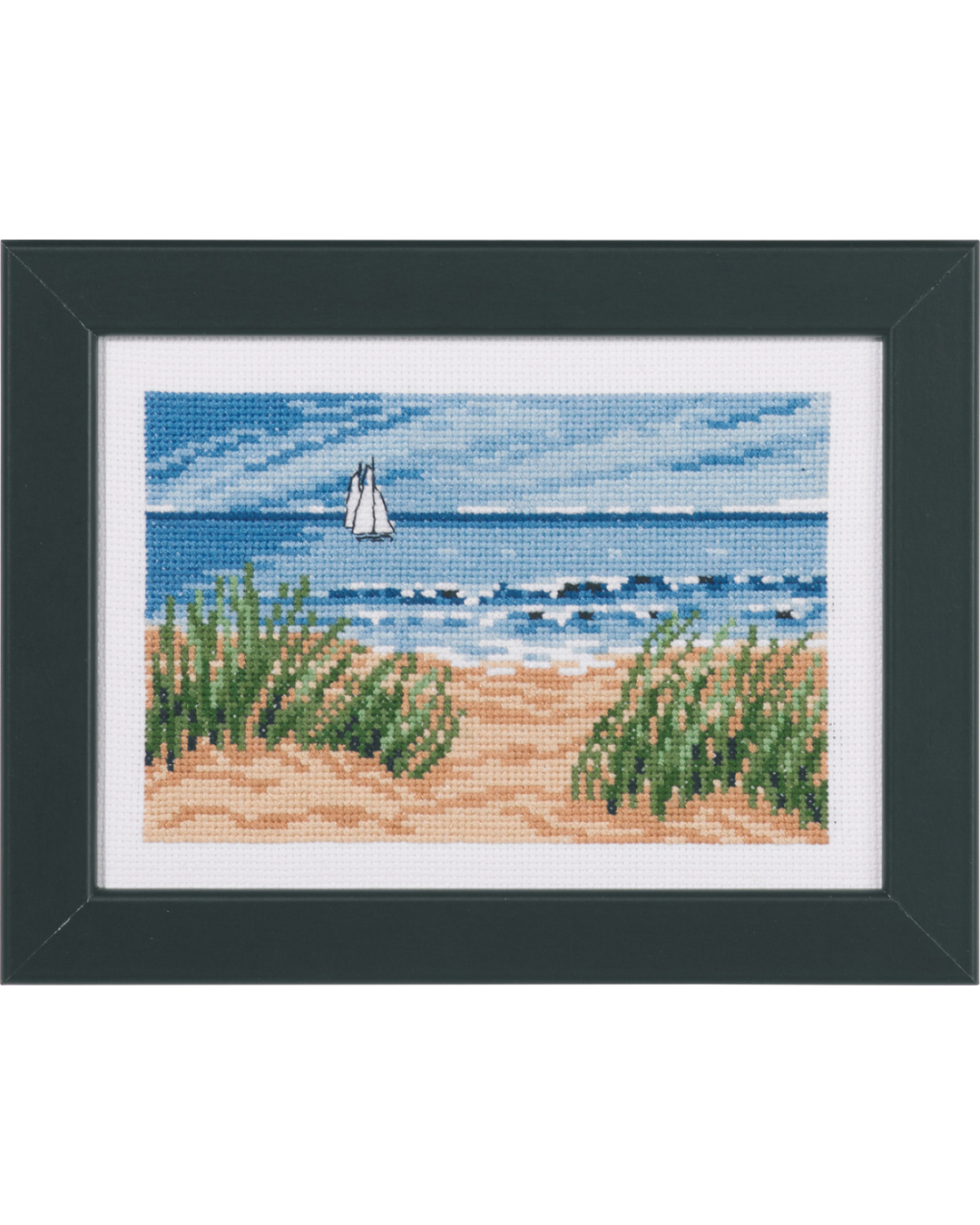 Sejlskibe og strand – Broderikit (15 x 10 cm)