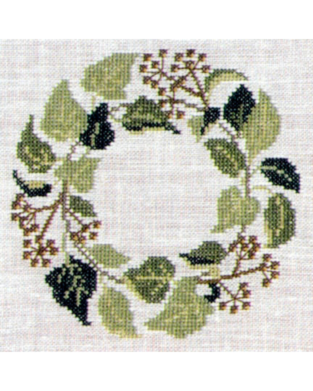 Haandarbejdets Fremme | Vedbend med frugter mellemlægsserviet - Broderikit (15×15 cm)