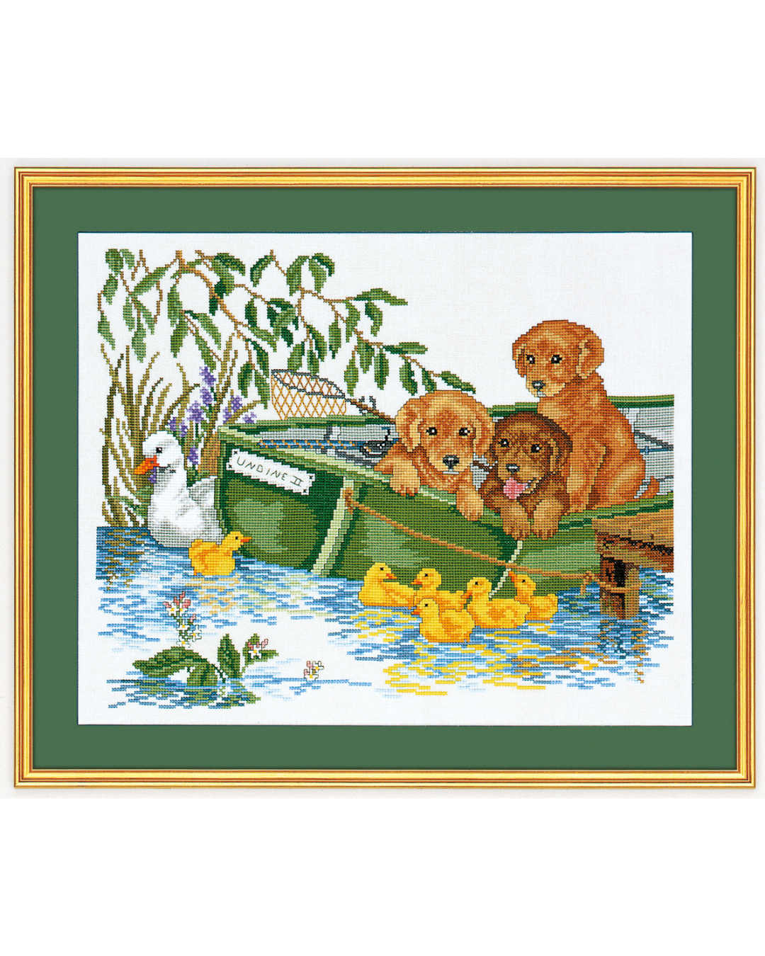 Hundehvalpe i båd – Broderikit (69x58 cm)