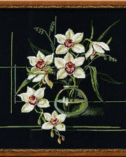 Hvid orkidé - RIOLIS Broderikit (40 x 40 cm)