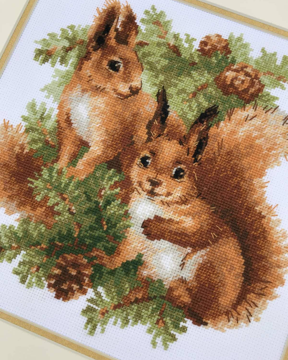 Egern – RIOLIS Broderikit (25 x 25 cm)