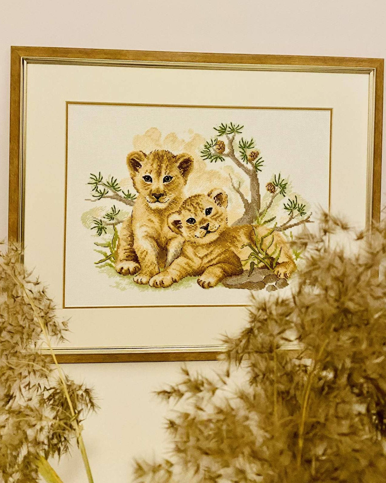 Savannah Børn – RIOLIS Broderikit (40 x 30 cm)