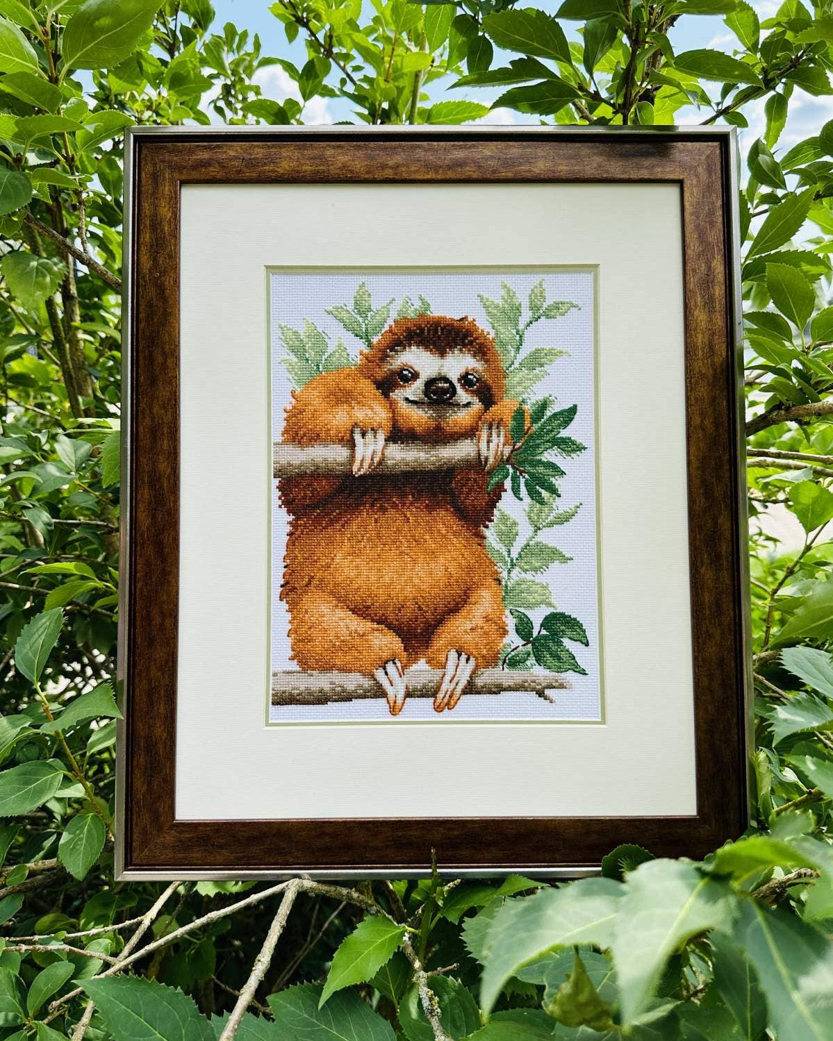 Dovendyr – RIOLIS Broderikit (21 x 30 cm)