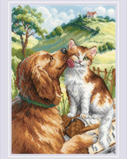 Som Kat og Hund – RIOLIS Broderikit (21 x 30 cm)