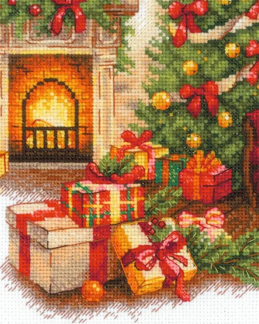 Julefred i Stuen – RIOLIS Broderikit (30 x 30 cm)