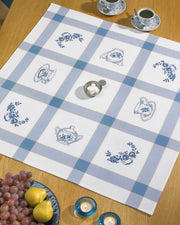 Køkkenmotiv dug – Broderikit (85 x 85 cm)