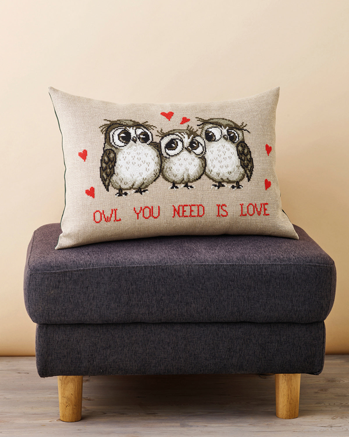 Owl you need is love pude – Broderikit (58 x 40 cm)