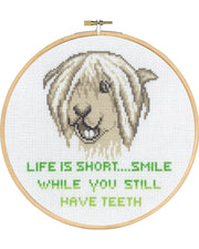 Life Is Short – Broderikit (Ø20 cm) inkl. ramme