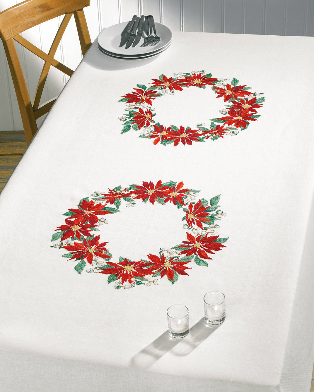 Dug med julestjerner – Broderikit (130 x 220 cm)