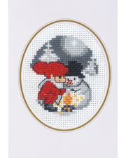 Julekort med Snemand & Nisse ved Bål – Broderikit (9×13 cm)